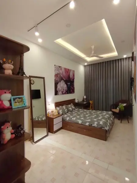 Cho Thuê Phòng Trọ Siêu Rộng 30M2 Ban Công Ngay Chợ Bàn Cờ, Vườn Chuối, Vòng Xoay Dân Chủ