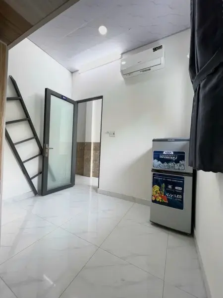 Cho Thuê Duplex Siêu Sịn Sò - Có Ban Công - Full Nội Thất - Gần Ngã Tư Hàng Xanh !!!