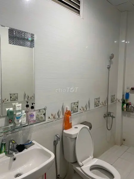 Tìm Nữ Ở Ghép - 35 M² Full Nội Thất, Thang Máy - Trần Trọng Cung, Q7