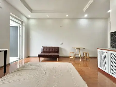 Cho Thuê Phòng Ban Công-Rộng 40M2 Ở 3, 4 Người Vô Tư, Bình Thạnh, Gần Văn Lang