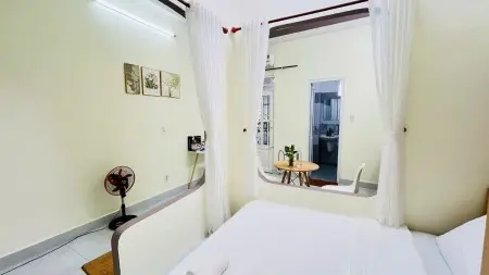 Phòng Mới, Ban Công Đầy Đủ – Nội Thất Full – Bạch Đằng