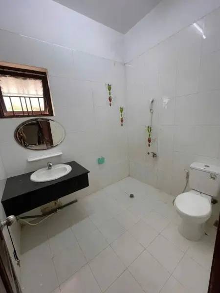 Phòng Full Nội Thất – Cửa Sổ Rộng, Thoáng Mát Ở Hoàng Hoa Thám