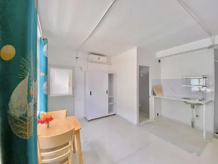 Cho Thuê Phòng Cửa Sổ Ban Công Giá Tốt Ngay Điện Biên Phủ