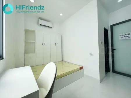 Cho Thuê Phòng Cửa Sổ Trời - Full Nội Thất - Gần Ngã Tư Hàng Xanh