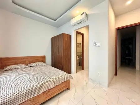 Sẵn Studio Full Nội Thất Cửa Sổ Trời Lớn Ngay Gần Ngã Tư Bốn Xã