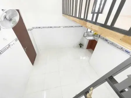 Cho Thuê Phòng Trọ Giá Rẻ Có Ban Công Thoáng Mát Ngay Đường Bạch Đằng P2 Tân Bình