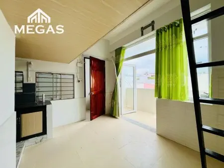 Phòng Mới Ban Công, Máy Lạnh, Gác Ngay Lê Văn Quới. Ngã Tư Bốn Xã, Aeon Tân Phú