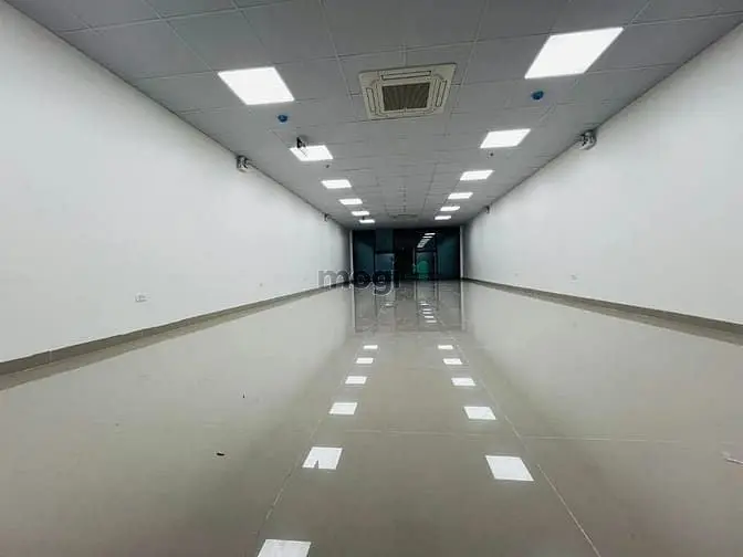 Chính Chủ Bán Tòa Nhà Văn Phòng Lạc Long Quân