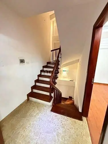 Chính Chủ Cần Bán Gấp Nhà Lô Góc Hoàng Hoa Thám