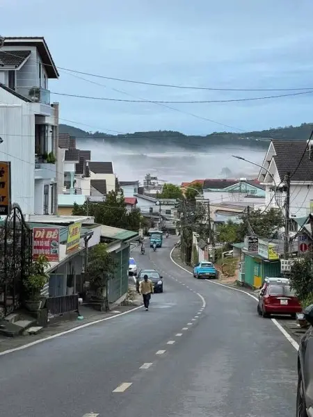 Cho Thuê Căn Hộ Đầy Đủ Nội Thất Có Bếp Tại Mặt Tiền Đường Ngô Quyền