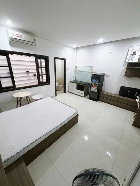 Cho Thuê Phòng Rộng 35M2, Cửa Sổ Lớn Đón Nắng Và Lấy Giớ , Trần Bình Trọng Bình Thạnh