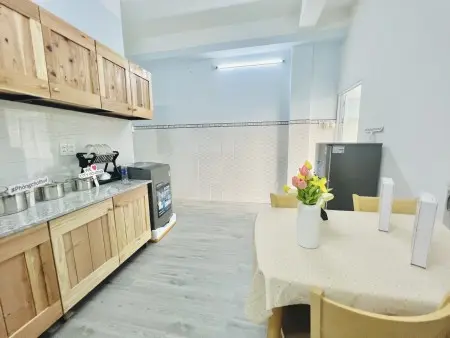 Phòng Trọ Ban Công Gần Aeon Tân Phú Đường Tây Sơn, Tân Quý, Tân Phú (1 Phòng Ngủ Riêng)