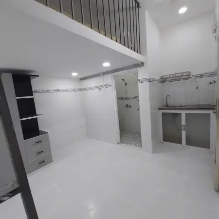 Căn Trọ Có Gác Ngay Gần Bigc Trường Chinh