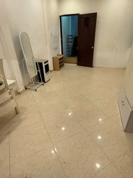 Cho Thuê Phòng Trọ Dưới Trệt. Trần Đình Xu. Q1