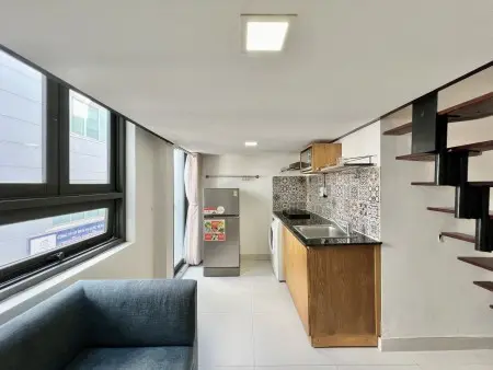 Phòng Có Gác Máy Giặt Riêng Gần Ngã 4 Phú Nhuận