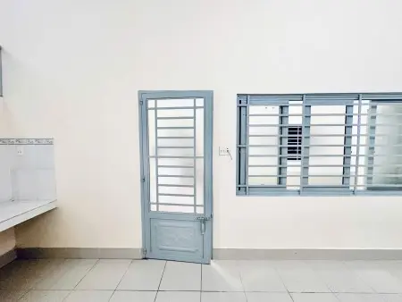 Phòng Rộng Gác Cao, Cửa Số Cực Thoáng – Gần Spkt Cs2, Lê Văn Việt | Ở 3 Người Thoải Mái