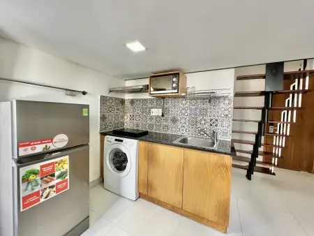 Phòng Có Gác Máy Giặt Riêng Gần Ngã 4 Phú Nhuận