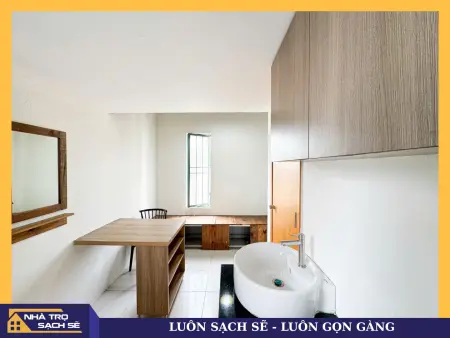 Phòng Siêu Chill Ngay Bên Cạnh Đh Tài Chính Marketing