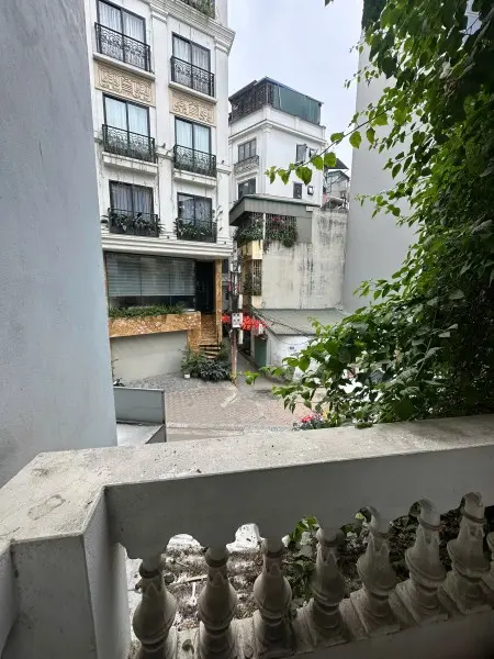 Cho Thuê Phòng Trọ, Căn Hộ Dịch Vụ Tại Nhà 5 Tầng Mặt Đường Thụy Khuê, Gần Chợ Bưởi.