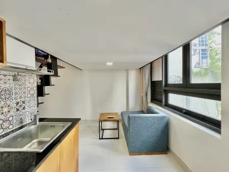 Phòng Có Gác Máy Giặt Riêng Gần Ngã 4 Phú Nhuận