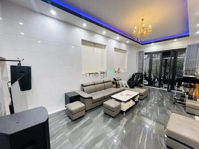 Nhà Mặt Tiền Đường Số 42 Kdc Tân Tạo, 100M2 ( 5 X 20 ) 4 Tầng 6Pn 4Wc