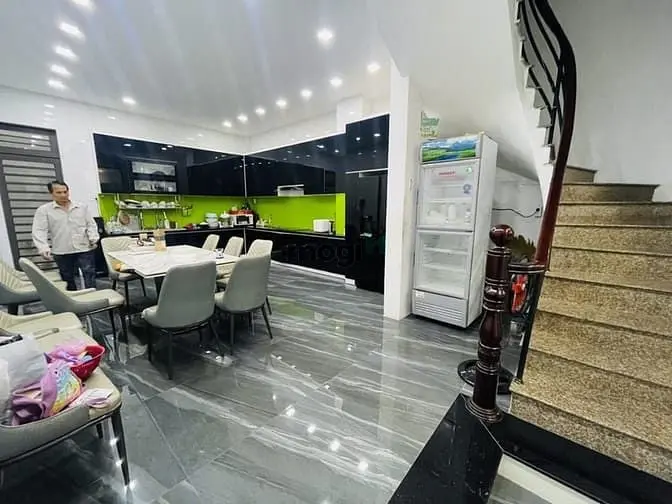 Nhà Mặt Tiền Đường Số 42 Kdc Tân Tạo, 100M2 ( 5 X 20 ) 4 Tầng 6Pn 4Wc