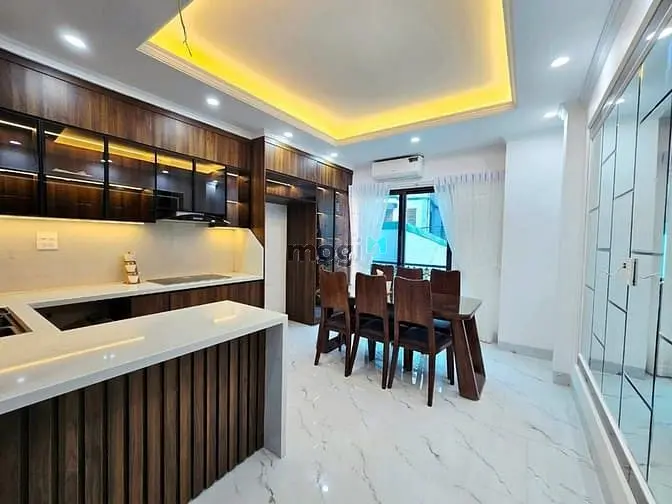 Cần Bán Gấp Nhà Đẹp Xuân La - Tây Hồ