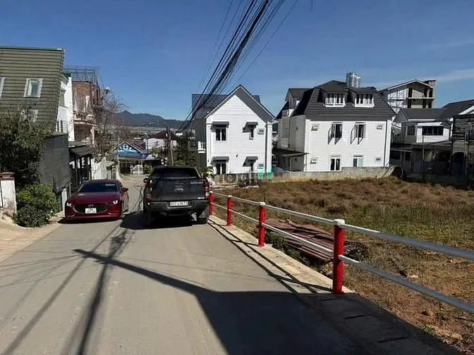 Bán Lô Đất Đẹp 500M2 Ngang Rộng 21M - Mặt Tiền Đường Lữ Gia Đà Lạt