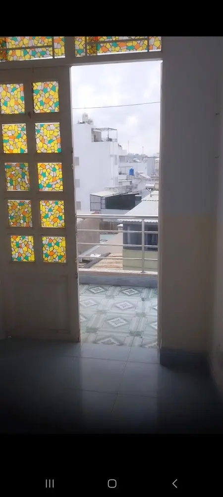 Phòng Trọ 2,4 Triệu/ Tháng, Có Ban Công, Khu Yên Tĩnh, An Ninh, Hẻm Rộng.