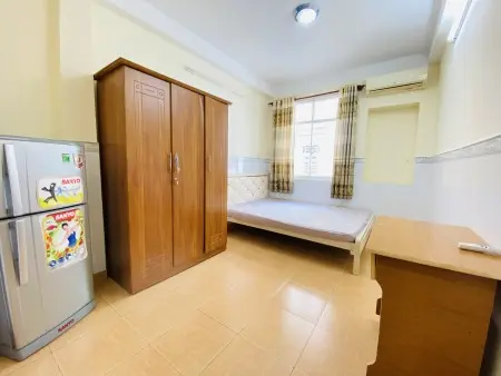 Phòng Cao Cấp, Đầy Đủ Tiện Nghi. Gần Đài Truyền Hình Và Trường Khoa Học Xã Hội & Nhân Văn 200 Mét.