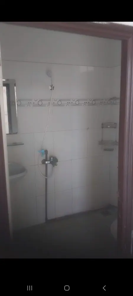 Phòng Trọ 2,4 Triệu/ Tháng, Có Ban Công, Khu Yên Tĩnh, An Ninh, Hẻm Rộng.