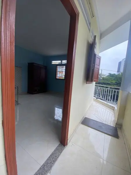 Phòng Trọ Gác Lửng 25M² – Mặt Tiền Man Thiện – Hành Lang Ban Công Rộng – 3.6Tr