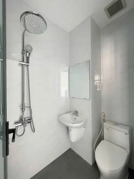 Ngay Bờ Kè Hoàng Sa, Coopmart Nhiêu Lộc, Nội Thất Mới 100%