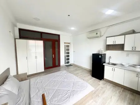 Phòng Trọ Full Nội Thất, Ban Công Gần Chợ Bà Chiểu, Đại Học Văn Lang, Phan Văn Trị, Ngã Tư Hàng Xanh