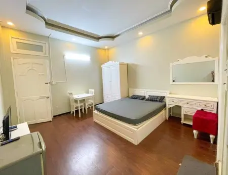 Cho Thuê Phòng Trọ Cao Cấp Ngay Mặt Tiền Nguyễn Hữu Cảnh