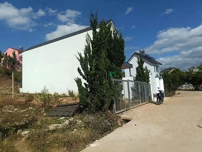 Bán Đất Biệt Thự Đường Ô Tô View Đẹp Ngay Thị Trấn Lạc Dương Đà Lạt
