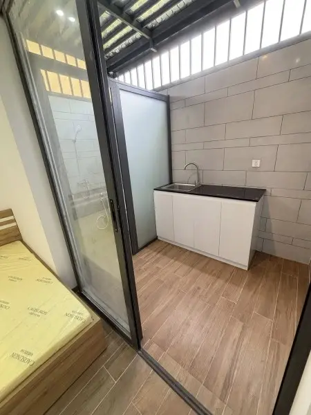 Phòng Cát Lái Gần Citisoho, Siêu Rộng 30M2 Tách Bếp Sân Sau