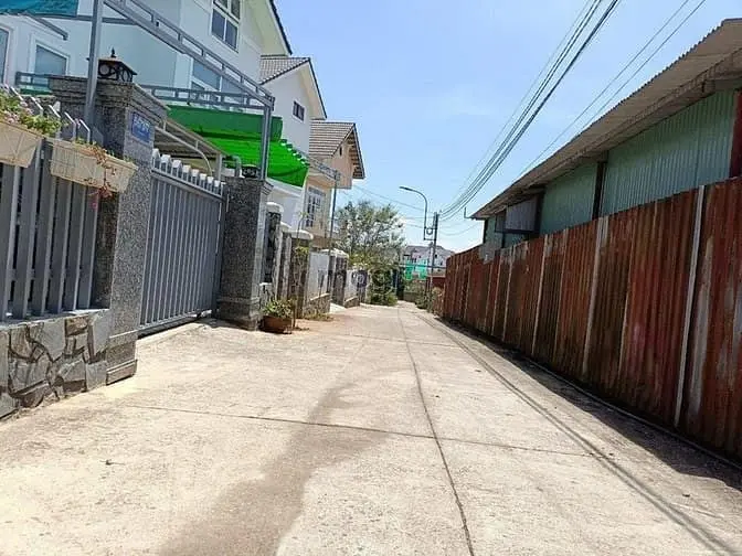 Bán Đất Biệt Thự Đường Mai Anh Đào, Ngay Thung Lũng Tình Yêu Đà Lạt