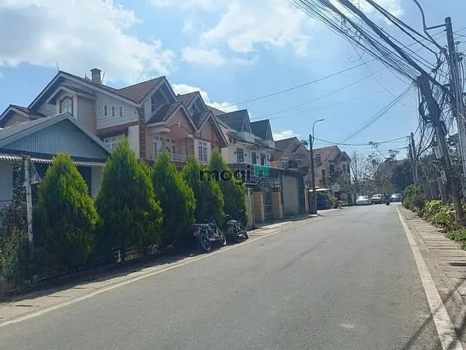 Bán Đất Biệt Thự Mặt Tiền Đường Yersin Cạnh Hồ Xuân Hương Đà Lạt