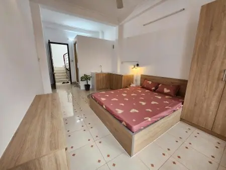 Phòng Cho Thuê Có Ban Công, Đầy Đủ Tiện Nghi, Gần Chợ Tân Định, Quận 1