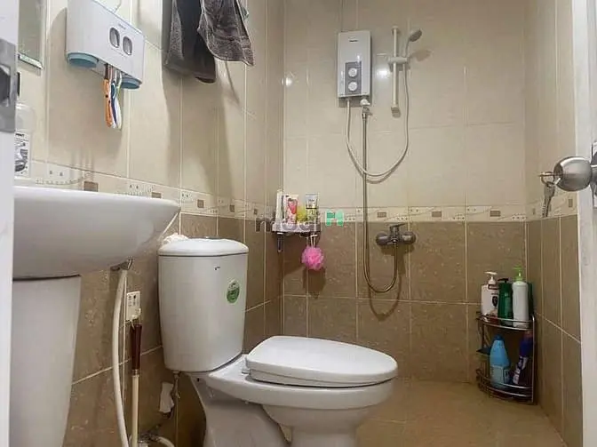 Chung Cư 590 Cmt8, Quận 3: 80M2, 2P Ngủ, Ntcb, 9 Triệu