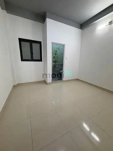 Chính Chủ Bán Hoặc Cho Thuê Nhà Mt Lạc Long Quân Q.11 - 4M X 16M