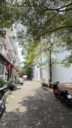 Lô Đất Vị Trí Đẹp 2 Mặt Tiền Đường 8M 2534 Huỳnh Tấn Phát Nhà Bè