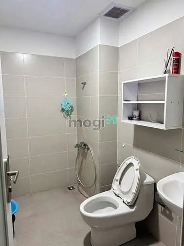 Chung Cư Hoa Sen, Lạc Long Quân,Q11: 77M2, 2P Ngủ, Full Nt, 11Tr.