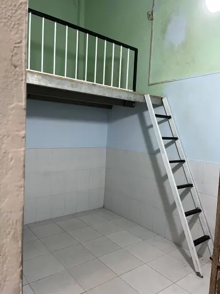 Phòng Trọ Cho Thuê Dt:4M*4M Có Gác Lửng, Đường Xe Hơi, Long Bình, Gần Vinhome