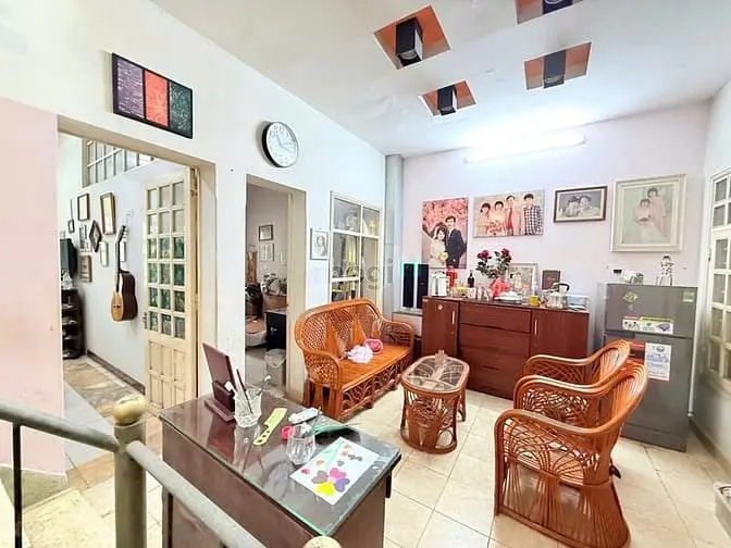 Bán Nhà Khu Phân Lô Trần Đại Nghĩa, Gara Ô.tô, 395Tr/M2, Ô.tô Tránh