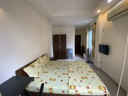 Phòng Cao Cấp, Đầy Đủ Tiện Nghi. Gần Đài Truyền Hình Và Trường Khoa Học Xã Hội & Nhân Văn 200 Mét.