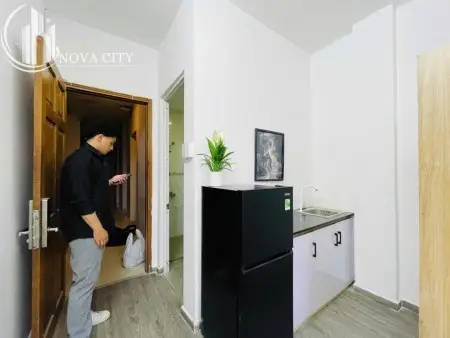 Mới Khai Trương Cách Bến Xe Q8 500M Ban Công Cửa Sổ Full Nội Thất