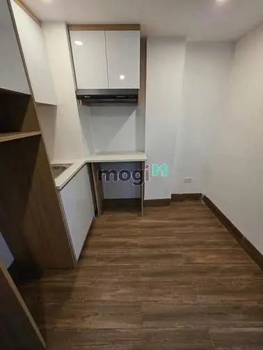 Bán Tòa Nhà Căn Hộ Ô Tô Đỗ Cổng