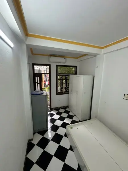 Cho Thuê Căn Hộ Tại Mặt Đường Số 395 Thụy Khuê Đủ Nội Thất, Điều Hòa, Máy Giặt, Wifi Miễn Phí.